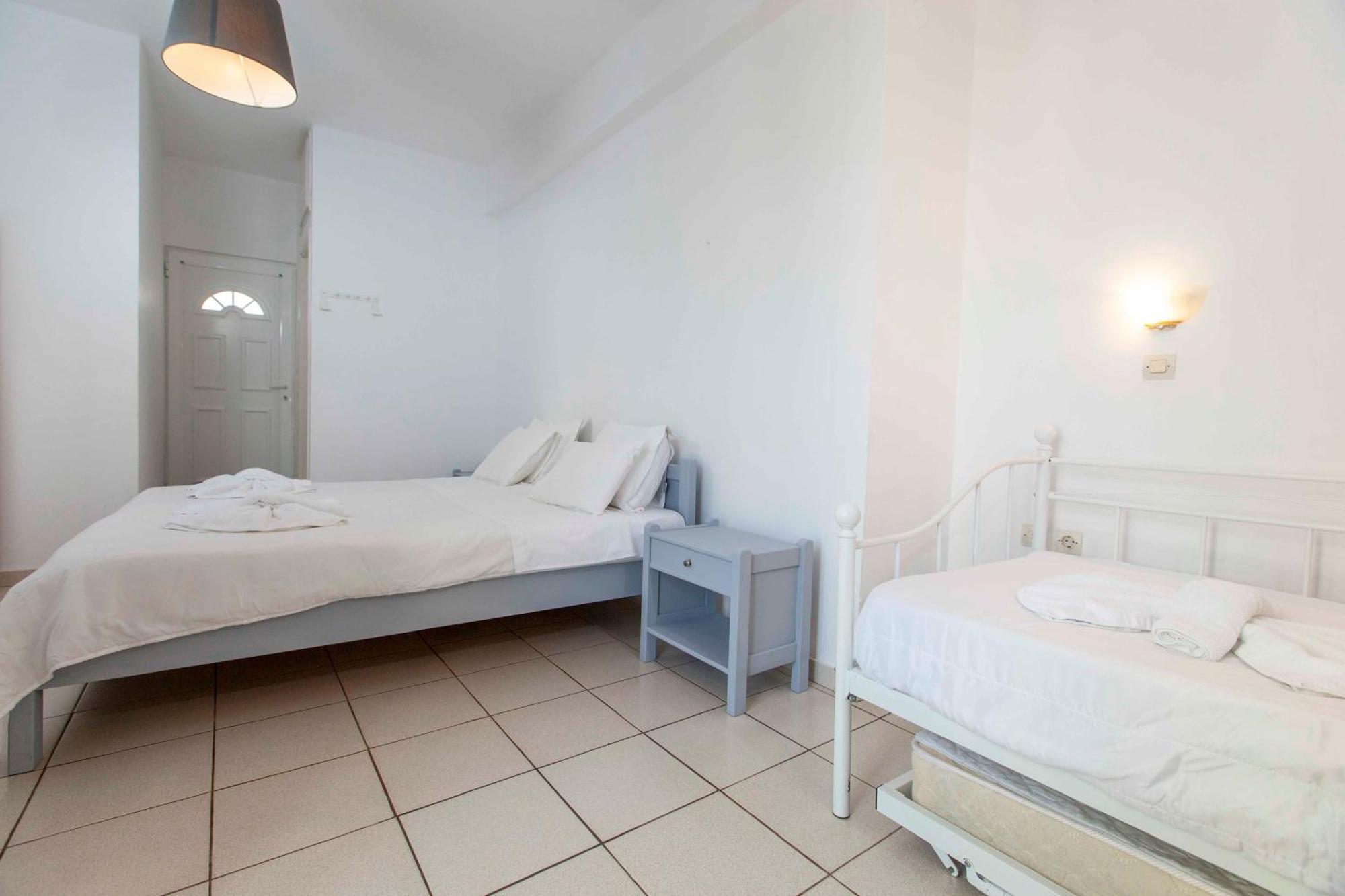 Kontogoni Rooms Elafonissos Exterior photo