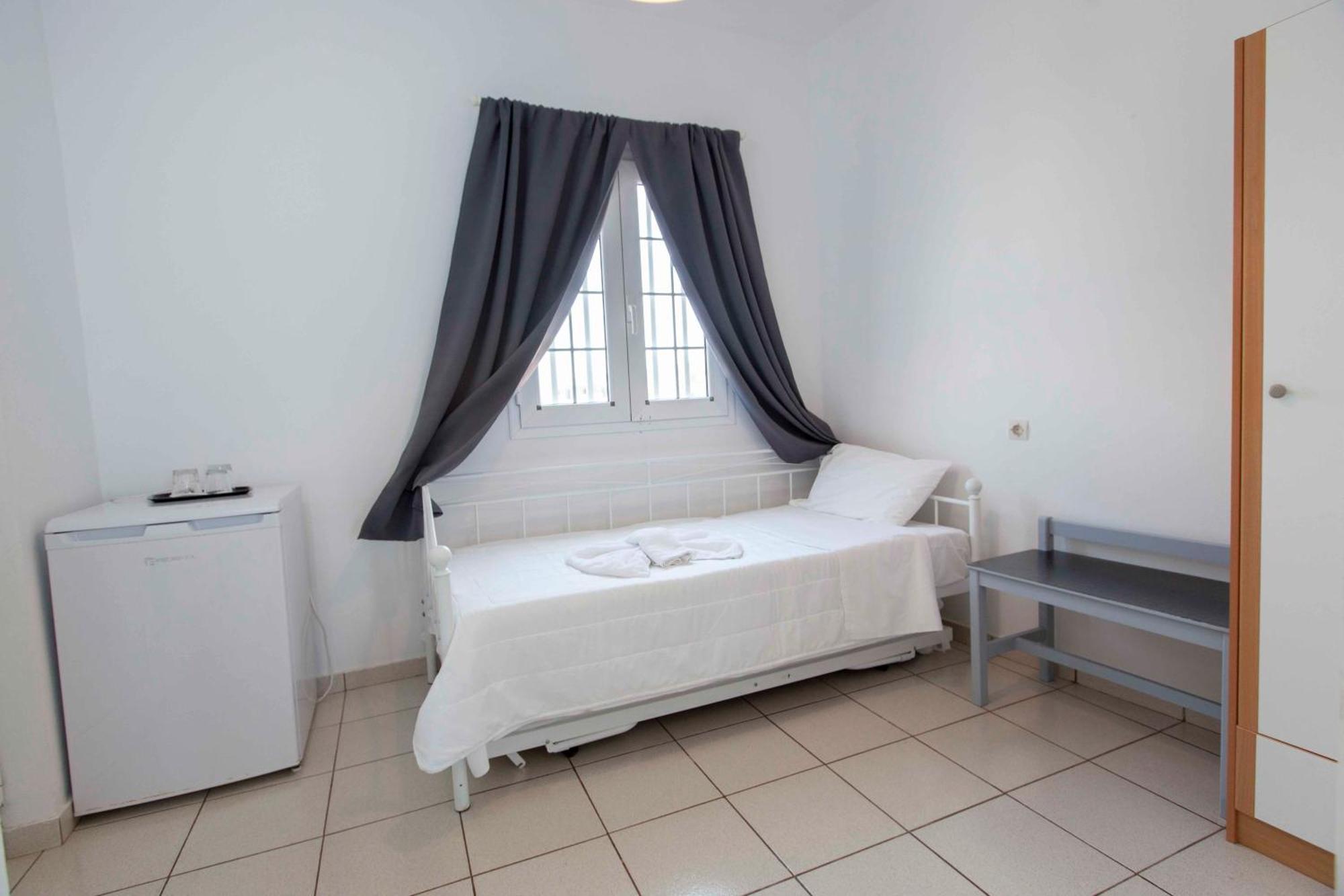 Kontogoni Rooms Elafonissos Exterior photo