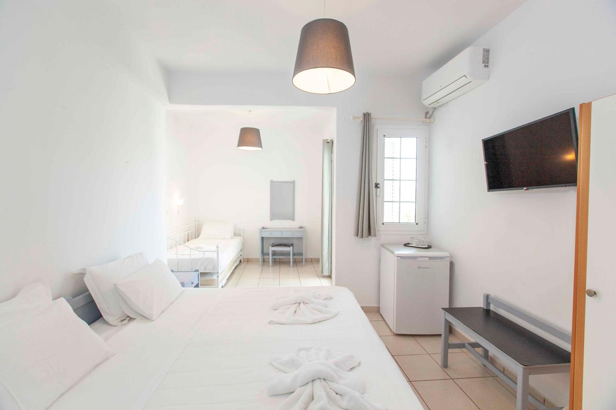 Kontogoni Rooms Elafonissos Exterior photo